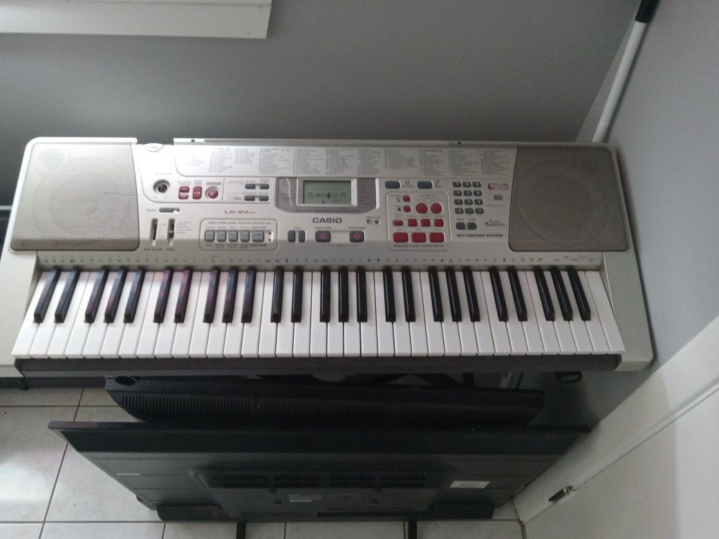 Casio Electric Keyboard With Stand - photo 2