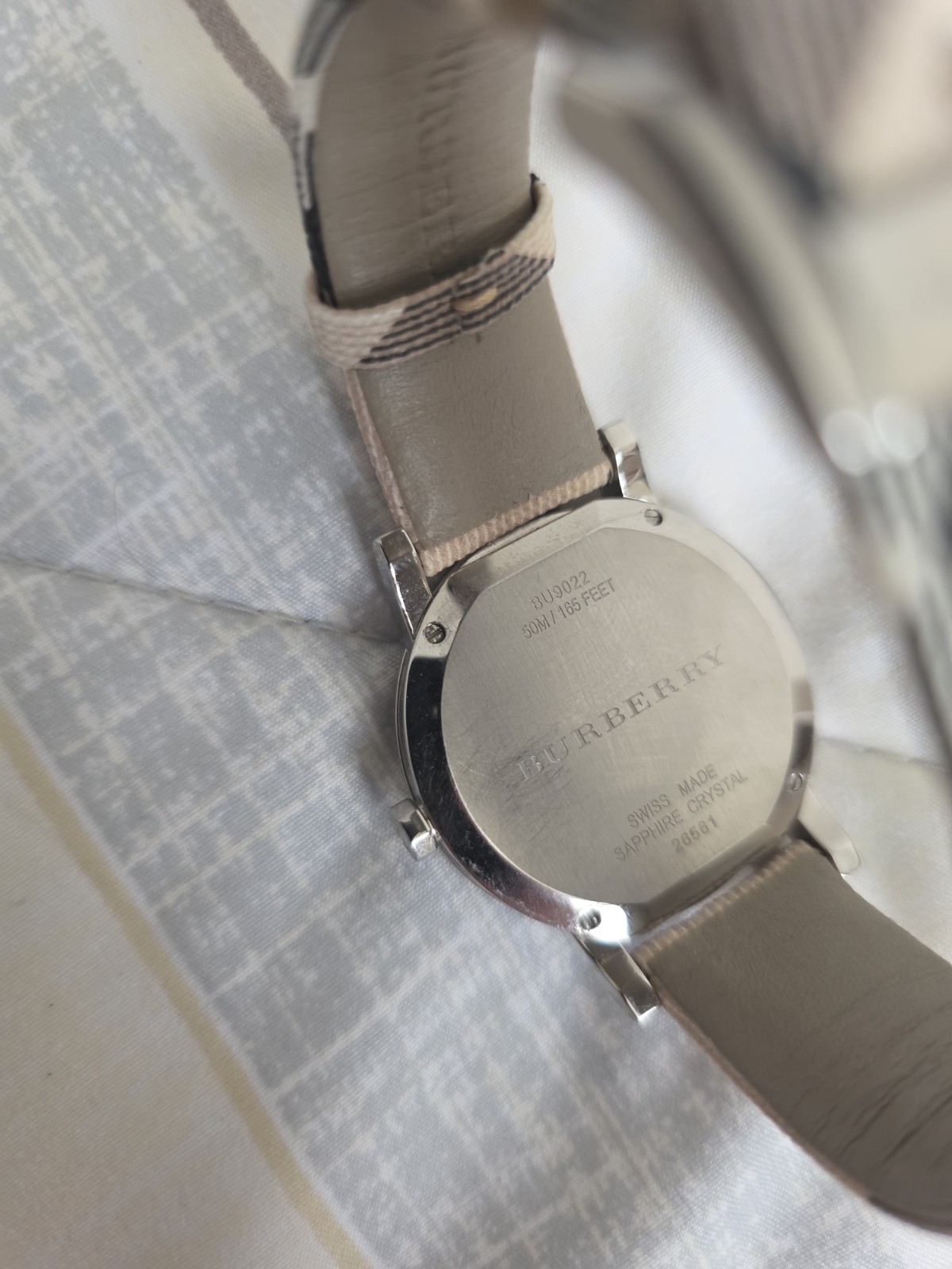 Burberry The City Nova Silver Dial White Leather Watch - BU9022 - photo 4