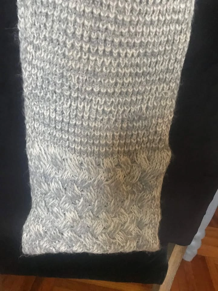 Knit Scarf with pom pom - photo 2