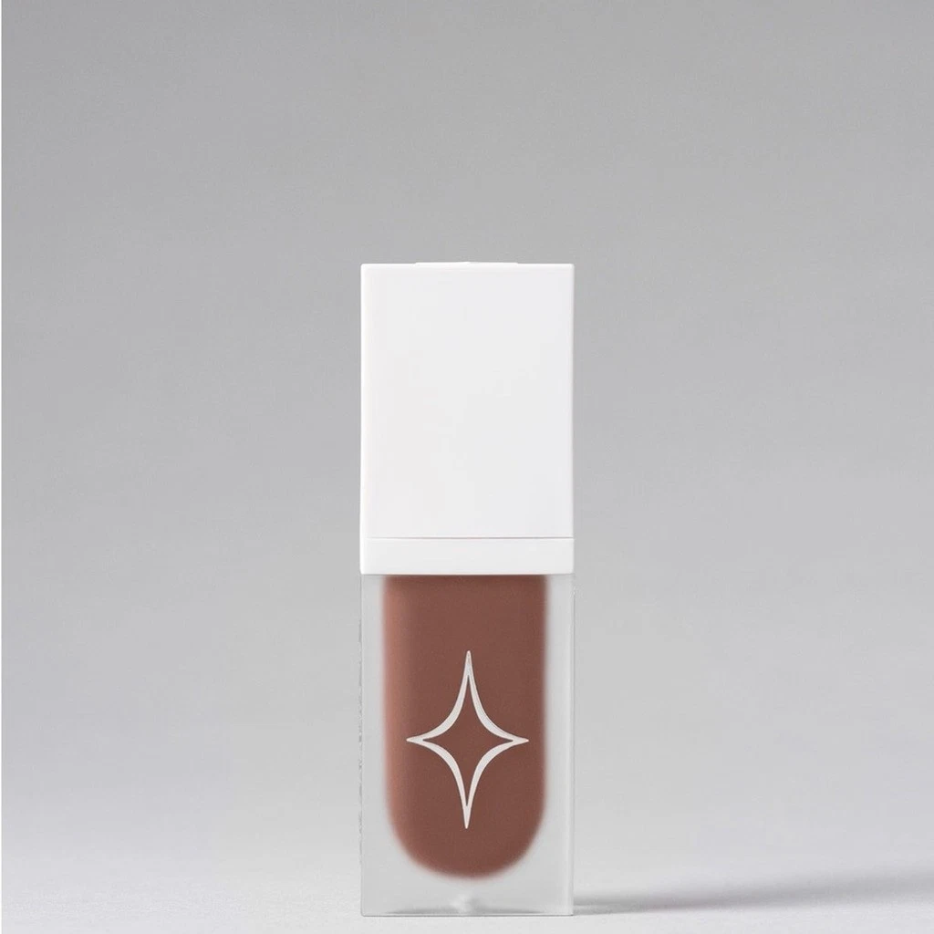 Half magic beauty mouth cloud soft matte lip NIB in magic browni