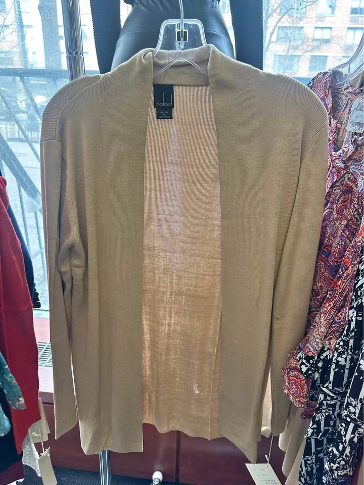 Belford 100% Silk Knit Cardigan - M & L Beige
