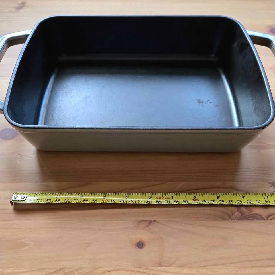 Staub Cast Iron Roasting / Baking Dish – Made in France image indicator(4)