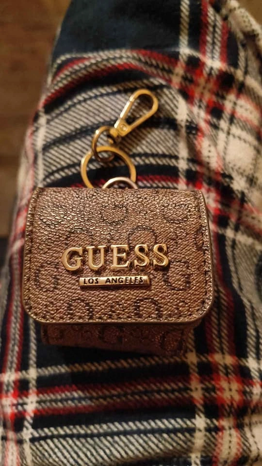 Guess Earbuds Pouch/Keychain