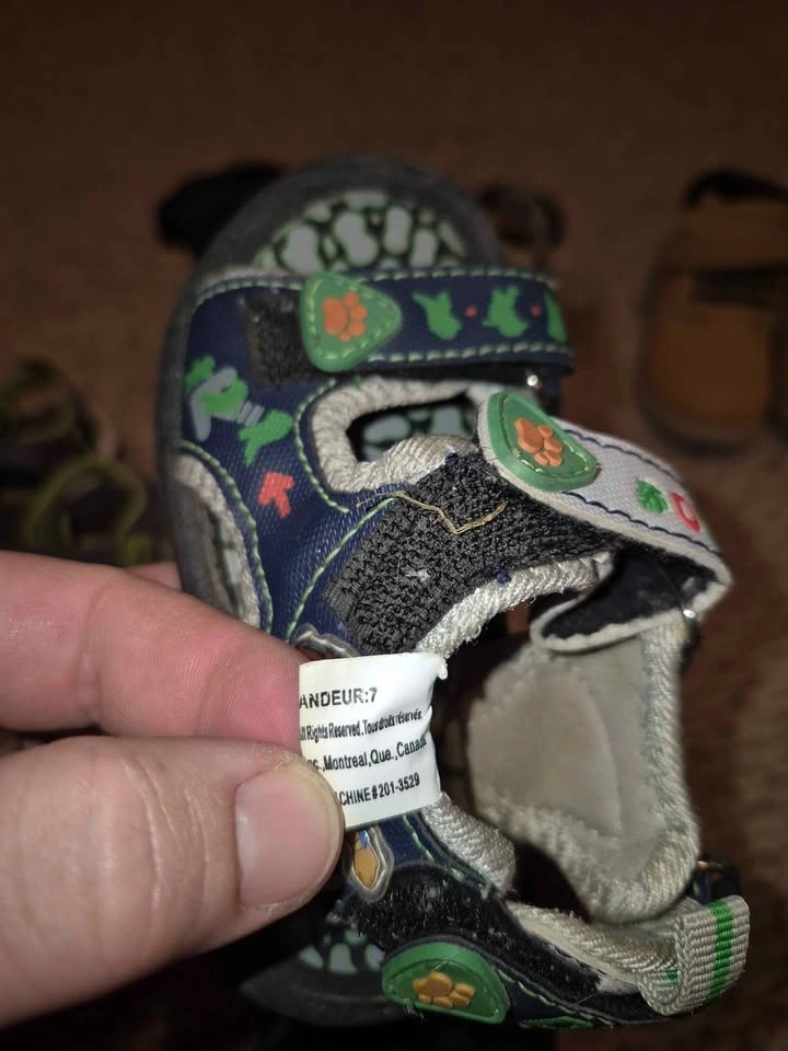 Toddler Boys Shoes/Boots/Skates 7 to 9 $5 per - photo 5