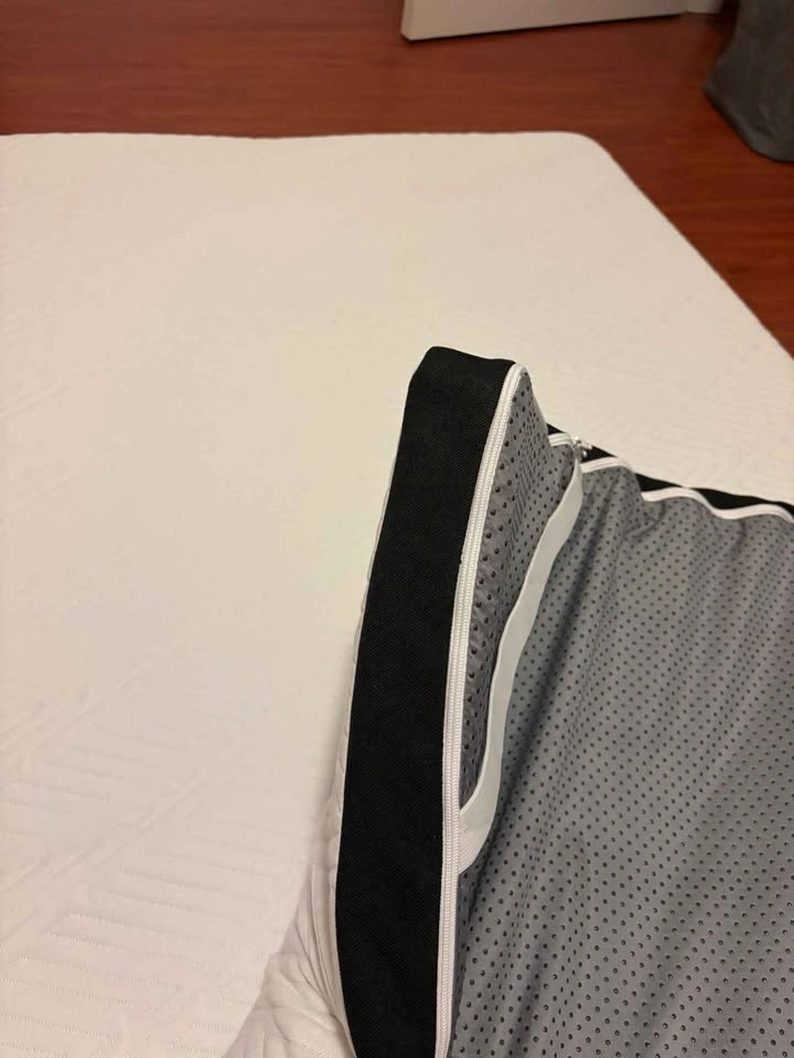 Memory Foam Mattress Topper (Twin) – $35 - photo 3