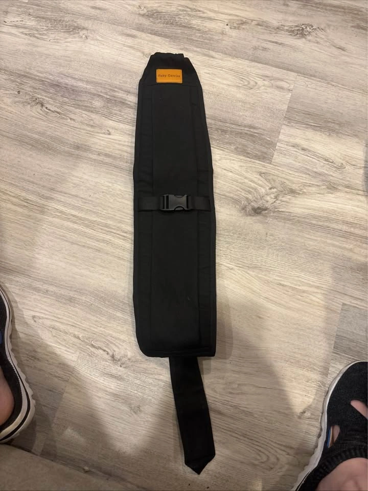 Baby Carrier Sling $15 OBO - photo 2