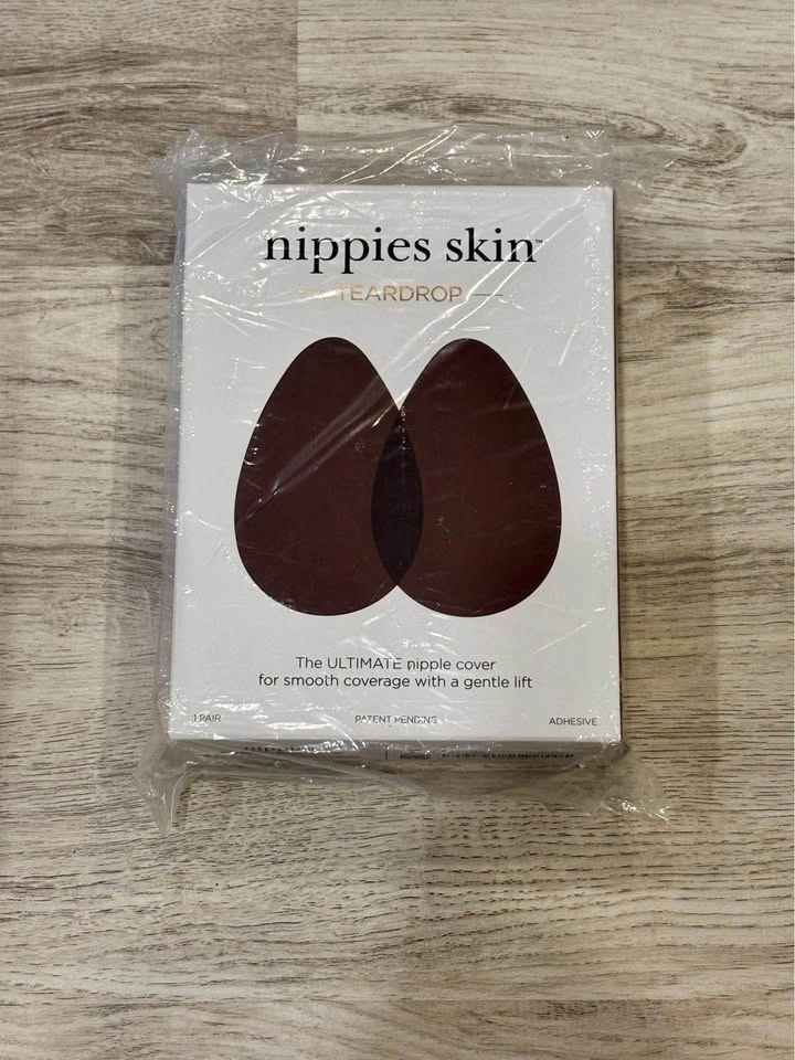 Cover and Lift Patches Dark Brown Skin Color $10 OBO - photo 3