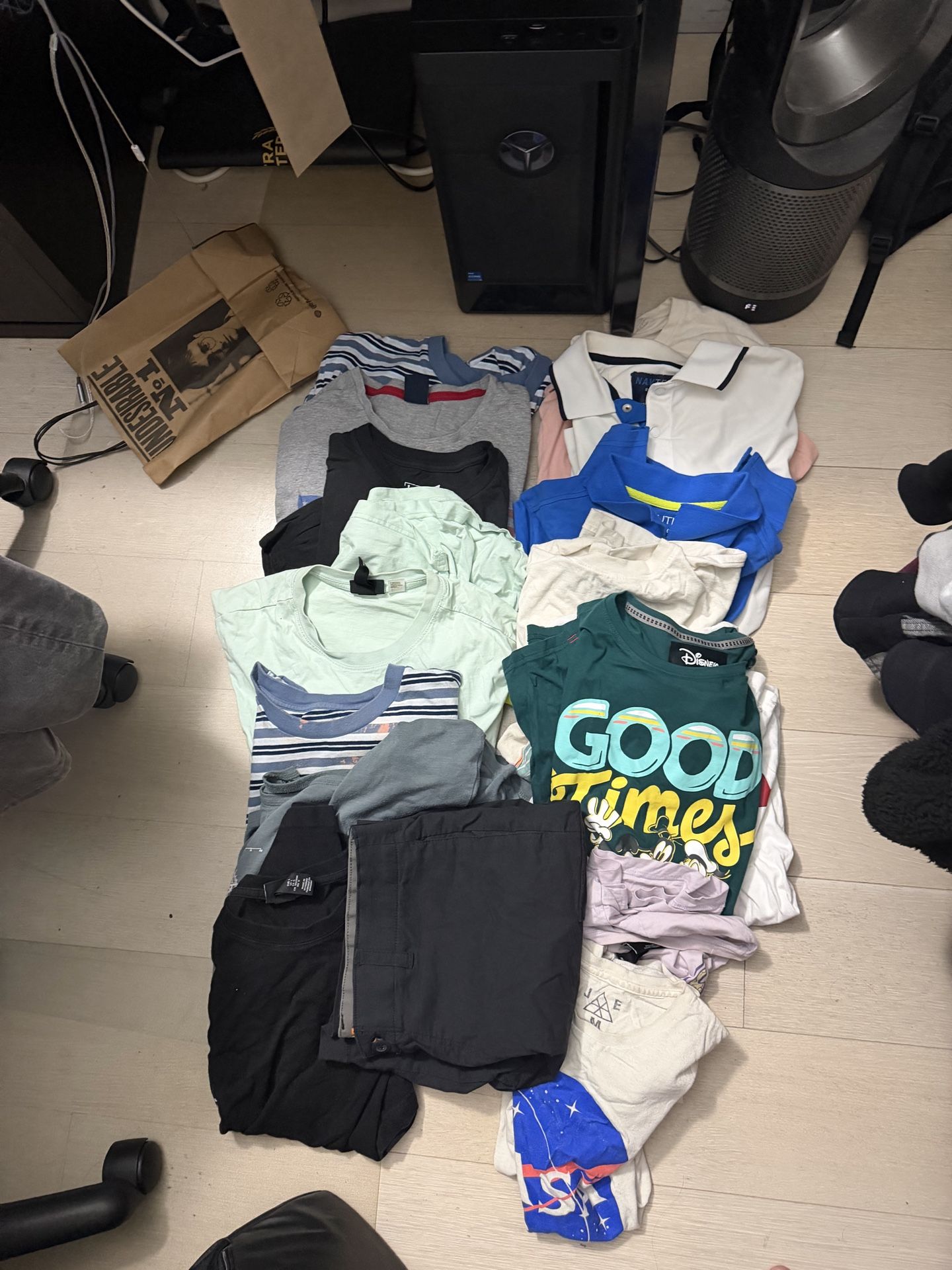 Men's Clothes Bundle - Nautica Disney American Eagle