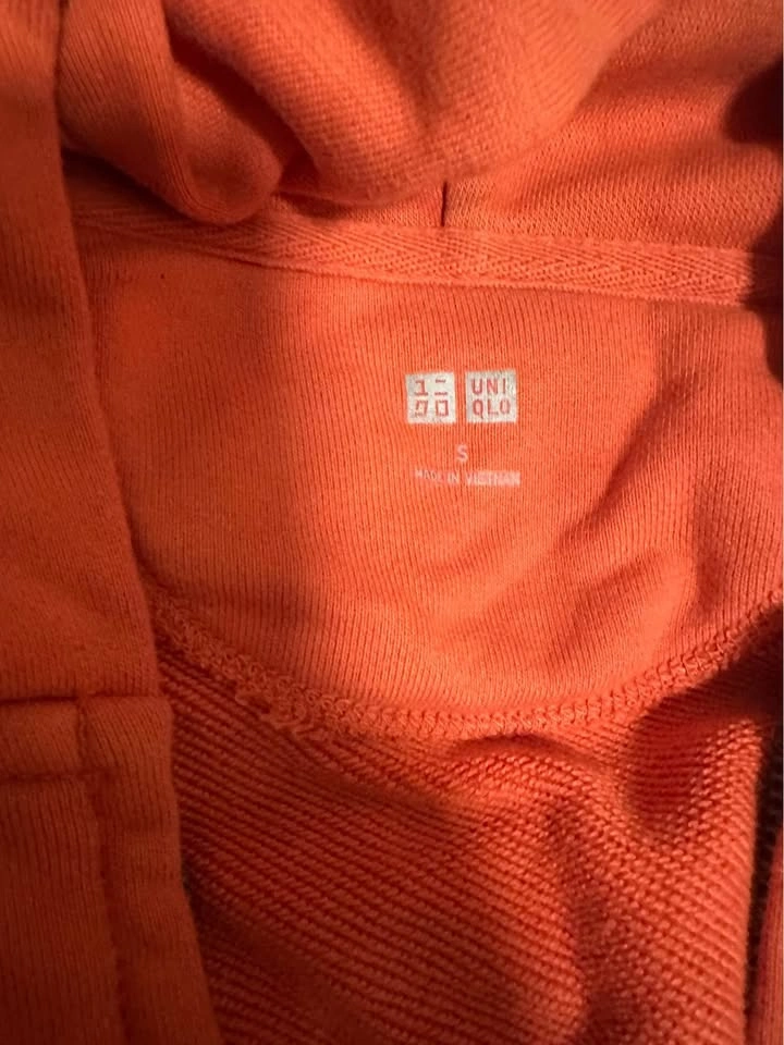 Uniqlo unisex M orange sweatshirt - photo 3
