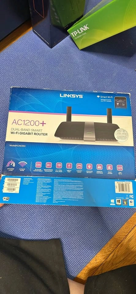 Linksys AC1200+ Dual-Band Smart Wi-Fi Router EA6350