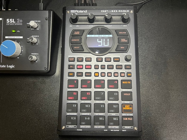 Roland SP404 MK2