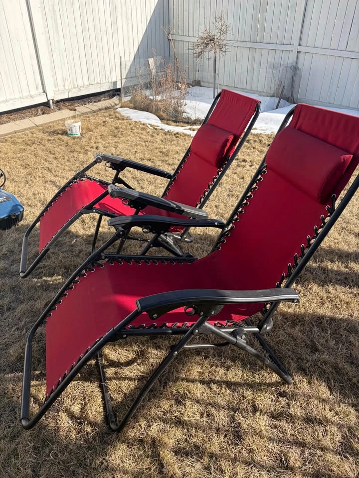 Zero Gravity Chairs (3 Chairs) - photo 2