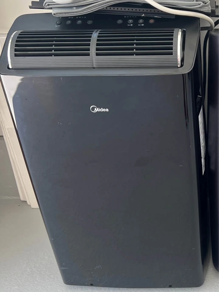 Midea Air Conditioner - photo 5
