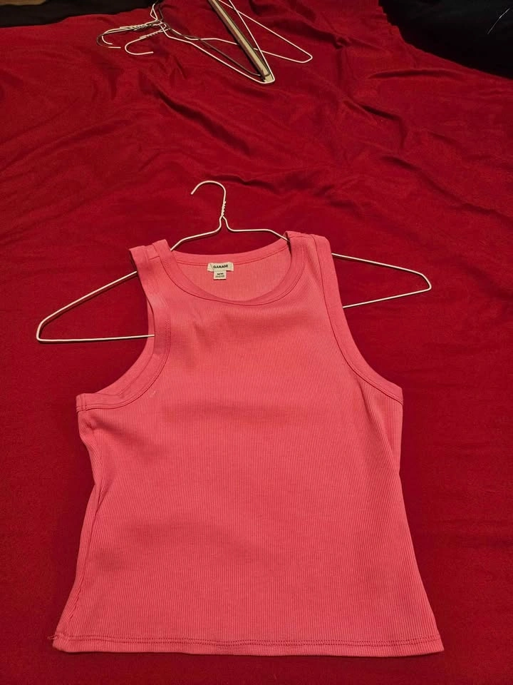 3 Tank Tops - Garage & TNA - photo 2