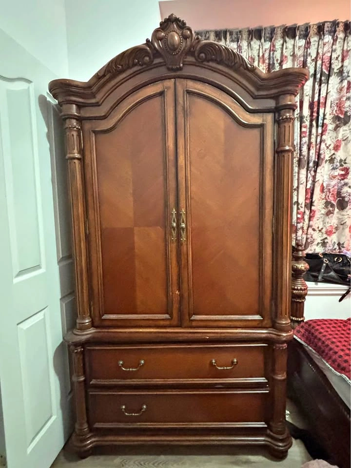 Gorgeous Mahogany Closet Solid Wood- Large Size