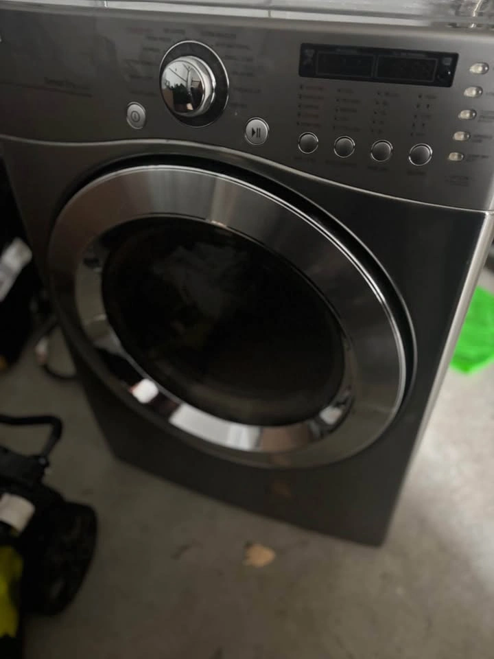 Like New LG Dryer (Front Load) - photo 3