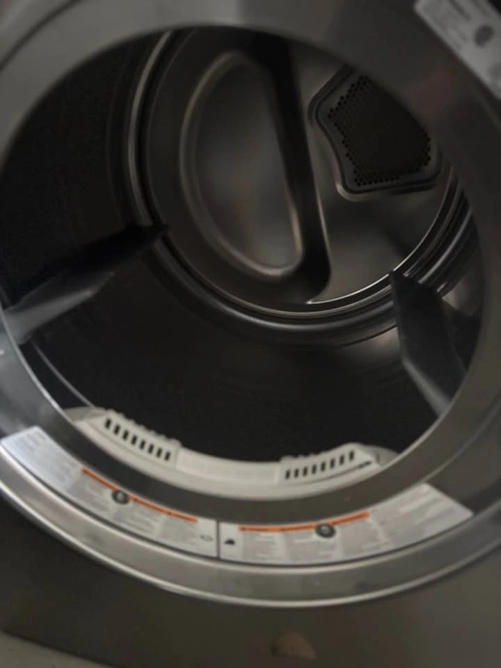 Like New LG Dryer (Front Load) - photo 5