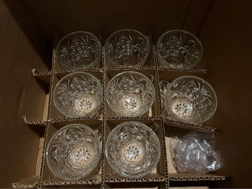 Vintage Punch Bowl & Cups Set - photo 3