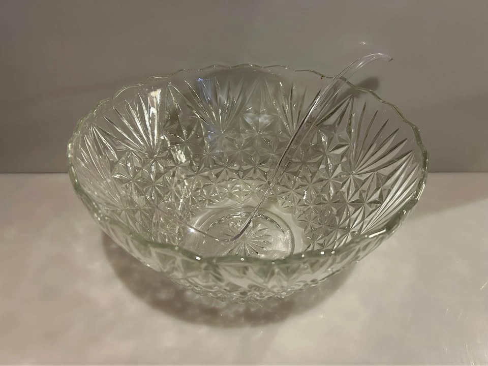 Vintage Punch Bowl & Cups Set - photo 5