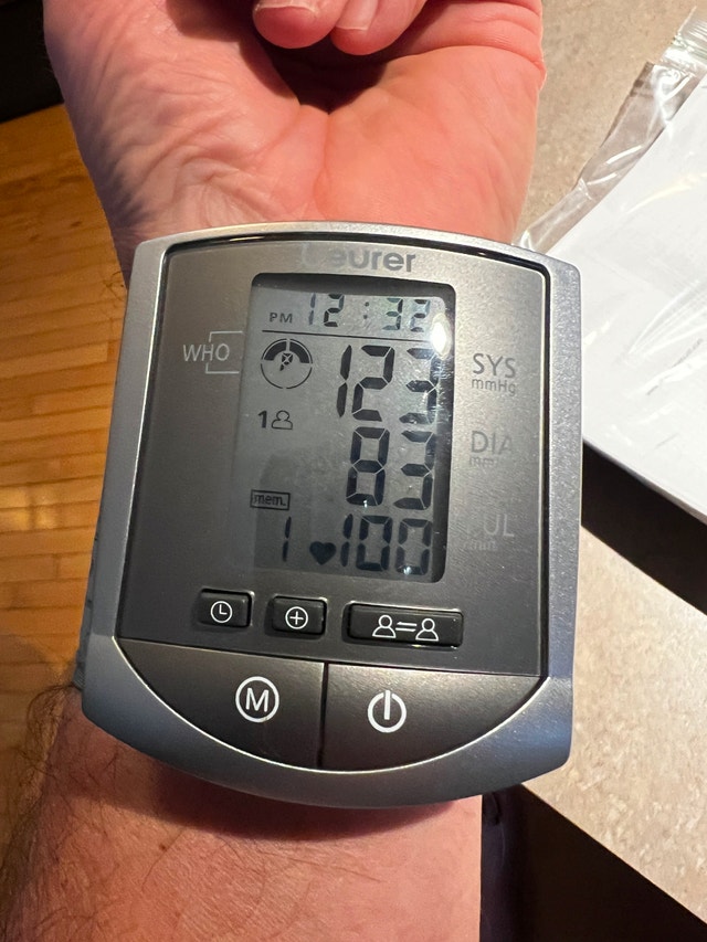 Beurer BC16 Wrist Blood Pressure Monitor - photo 3