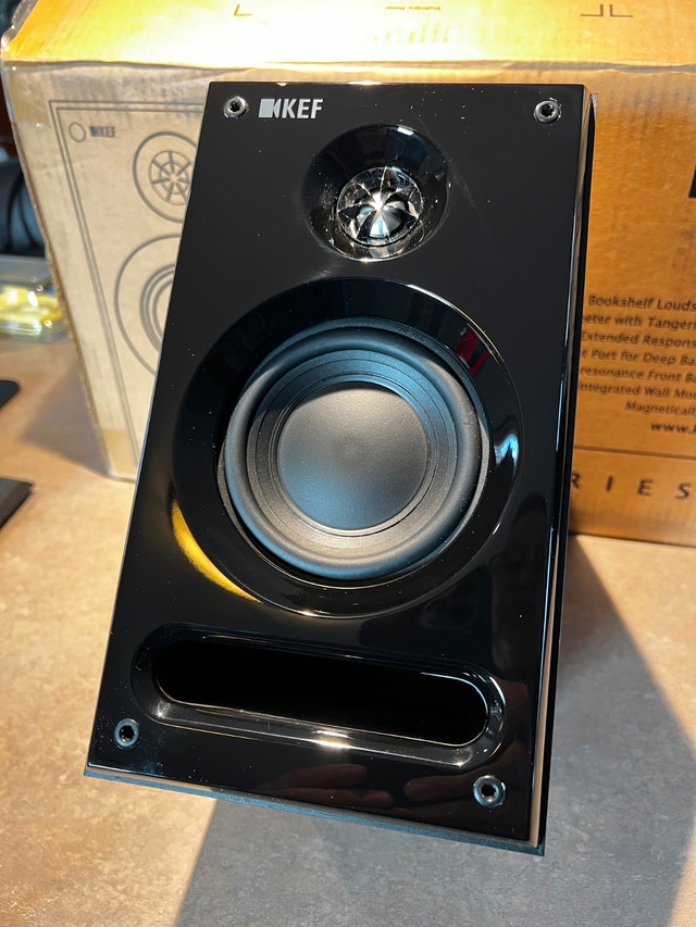 KEF C1 Bookshelf Speakers - photo 3