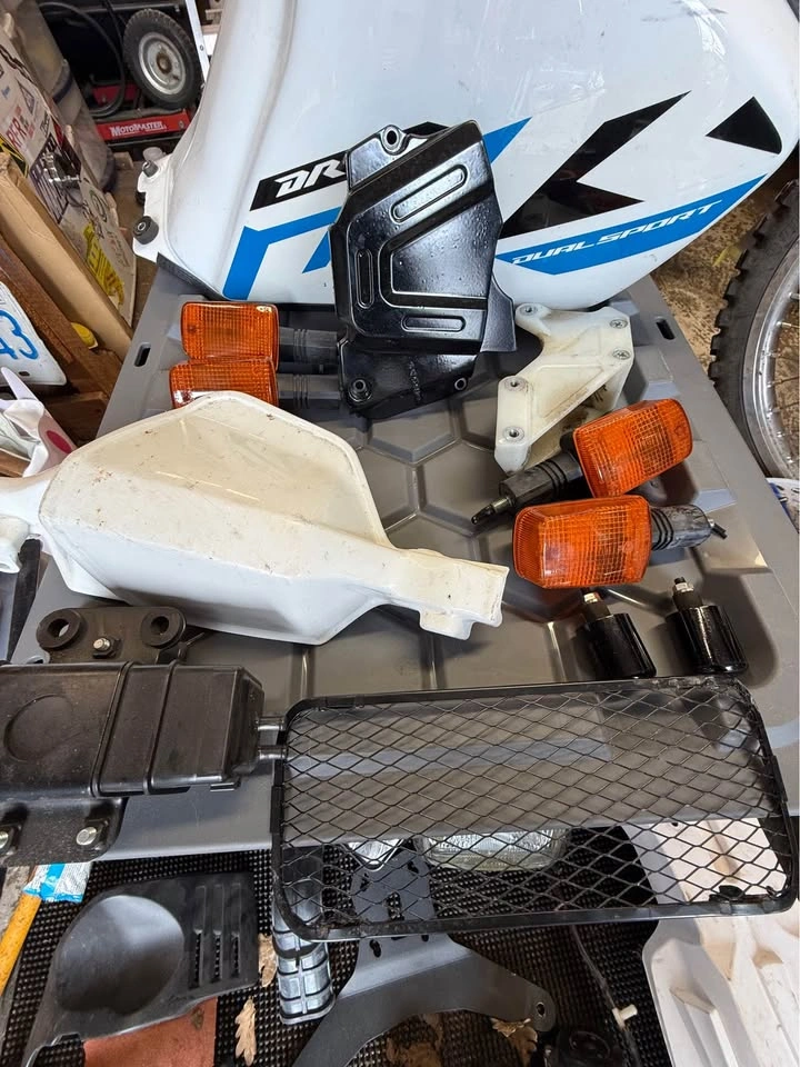 2023 DR650 SE Forks & Stock Parts - photo 2
