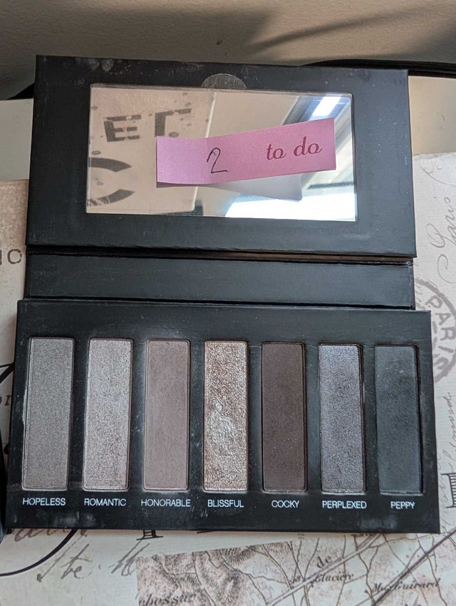 Younique Moodstruck Eyeshadow Collection Palettes 1-7 - photo 3