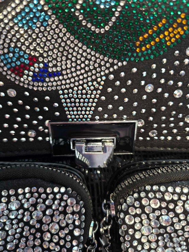 NEW Bling handbad/crossbody/backpack - photo 3