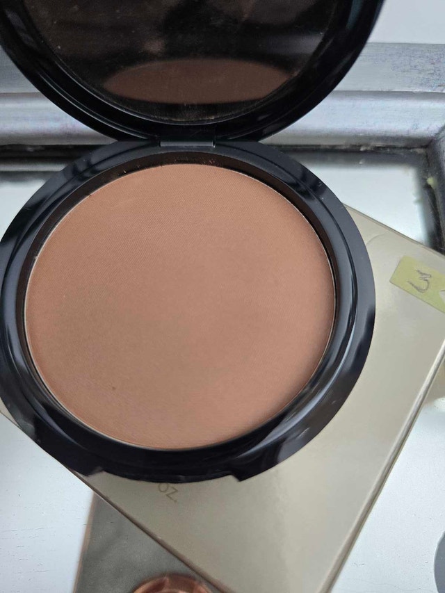 NIP Bronzer/ Contour Compacts - photo 3