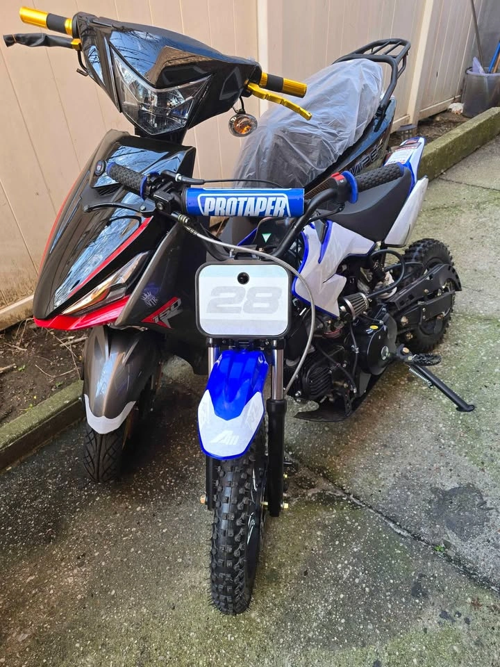 Brand New Apollo 110cc Kids Dirtbike! Fully Auto - photo 2