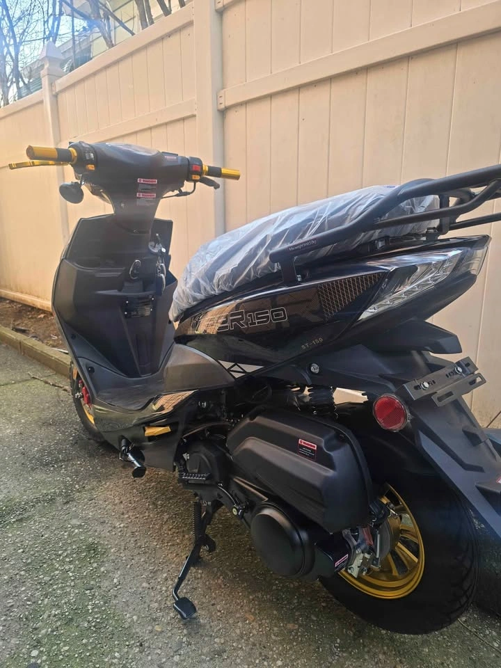 Brand New Viper 150cc Scooter! Financing Available - photo 2