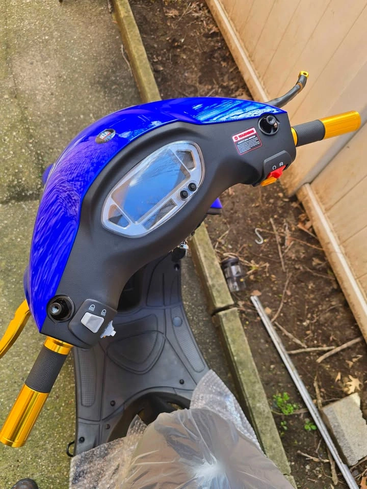 Brand New RAZR 200cc Scooter! Financing Available - photo 3