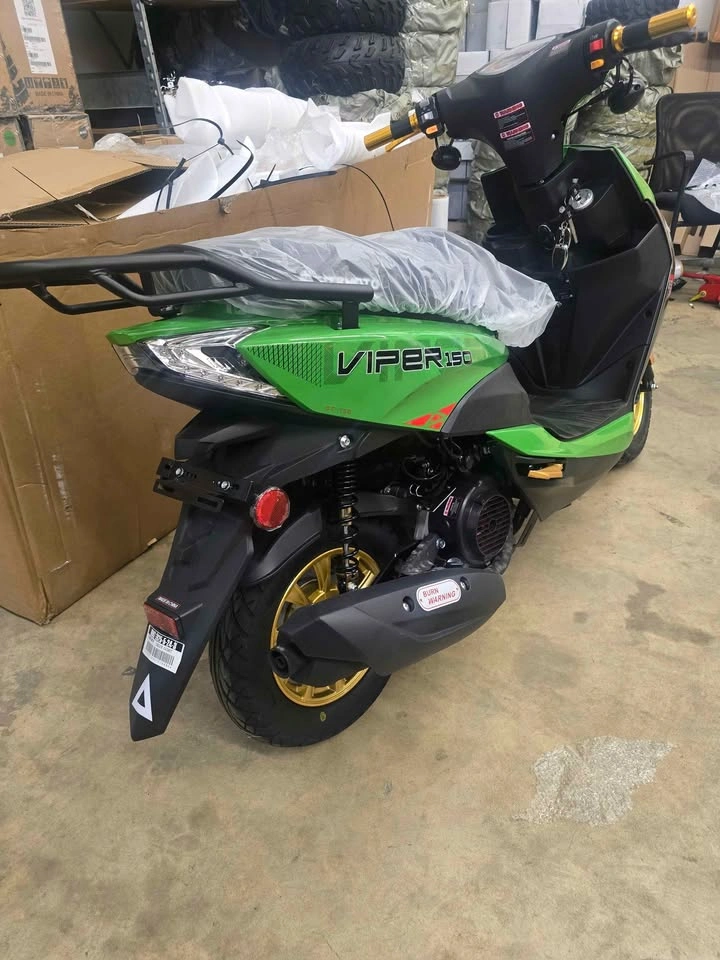 Viper 150cc Scooter - photo 2