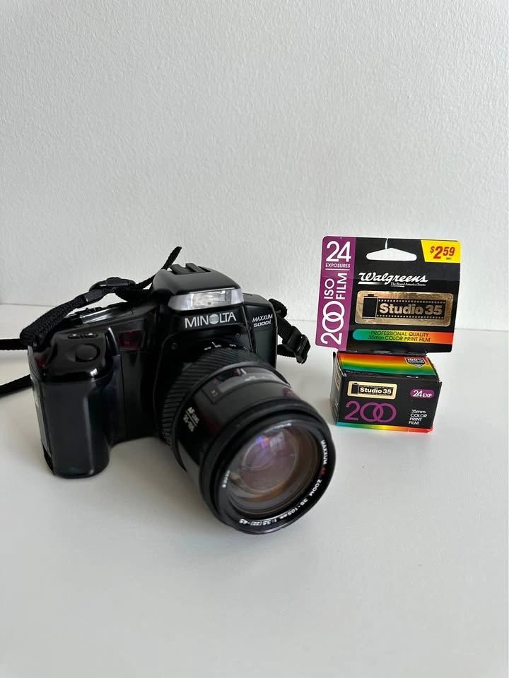 Minolta Maxxum 5000i Film Camera w/ 35-80mm Lens + Film