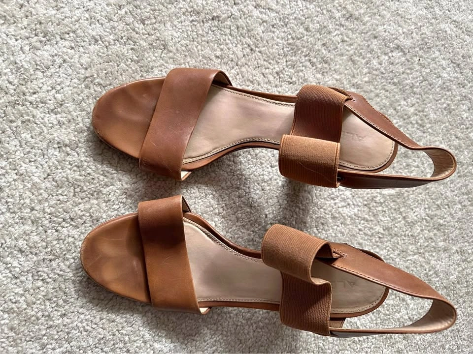 ALDO Brown Heels - Size 9