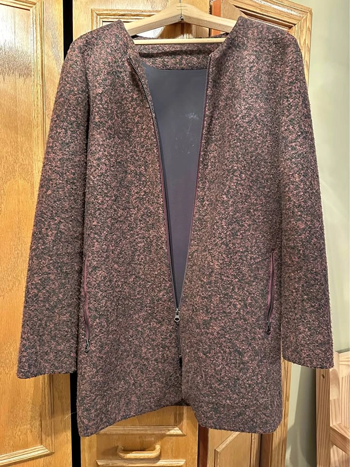 Women's Zippered Spring/Fall Collarless MPG Coat - Size S