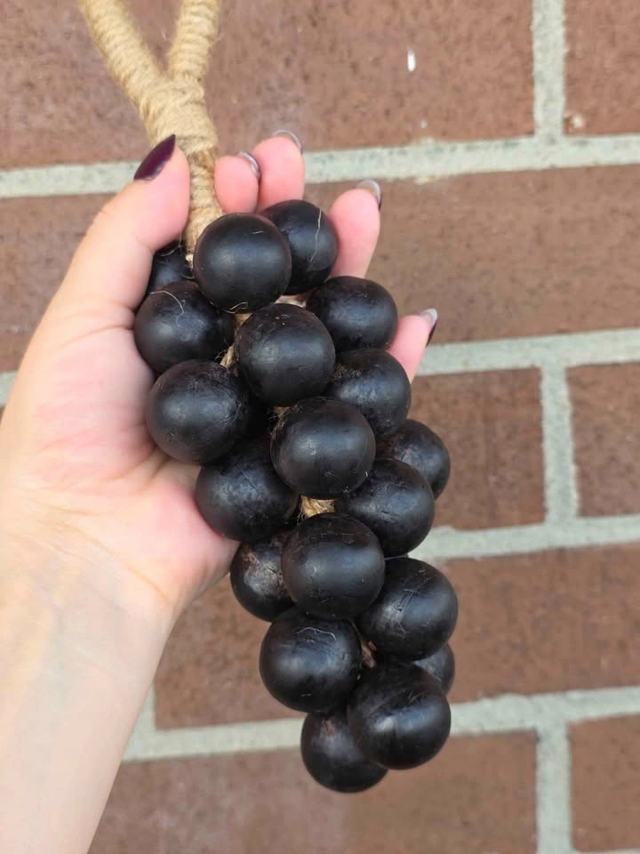 Coffee and cacao grape-shape soap - photo 4