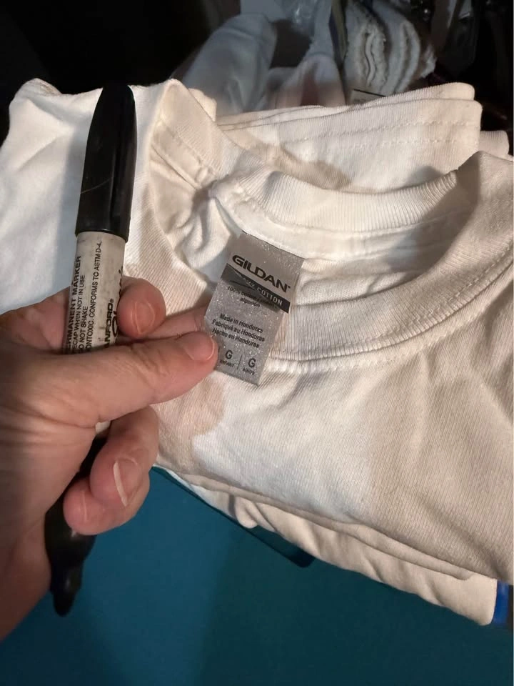 Gildan White Long Sleeve Shirts - L & XL Lot - photo 3