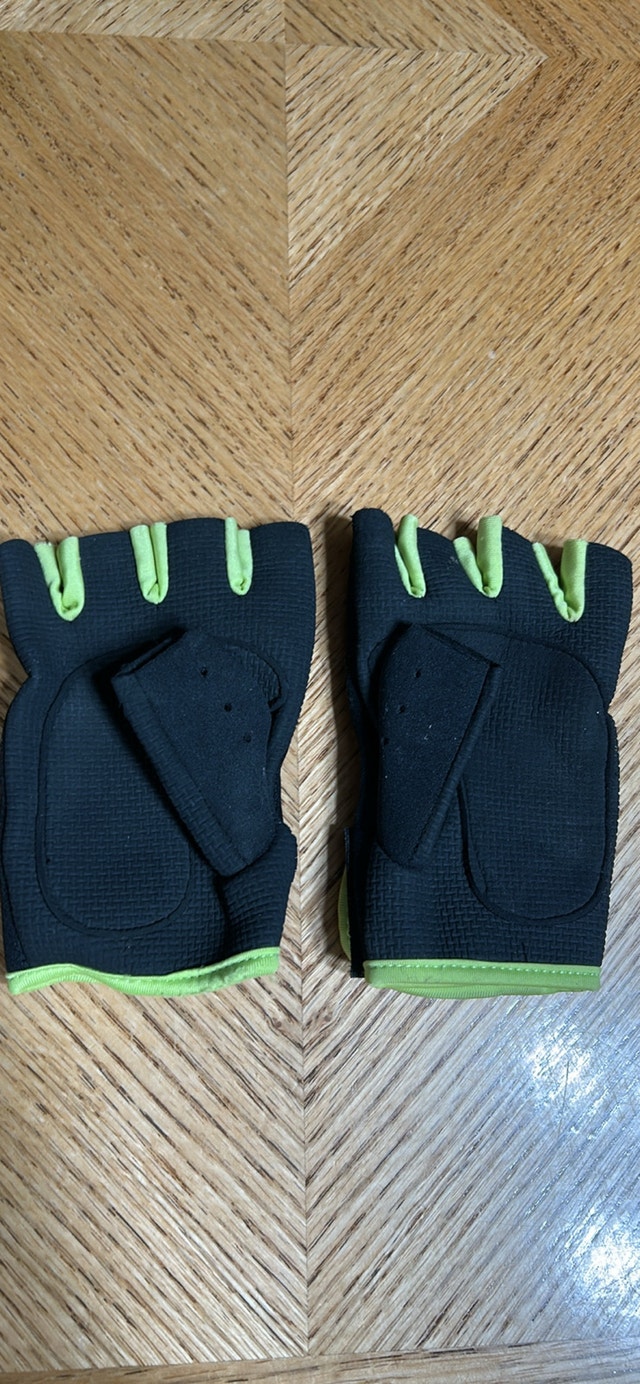 Women's Zone Training Fingerless Gloves Sz M - photo 2