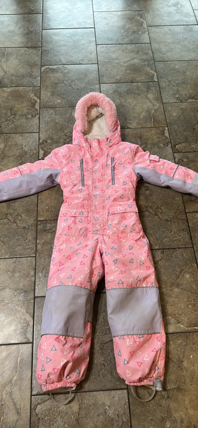 Girls one piece snowsuit sz 6