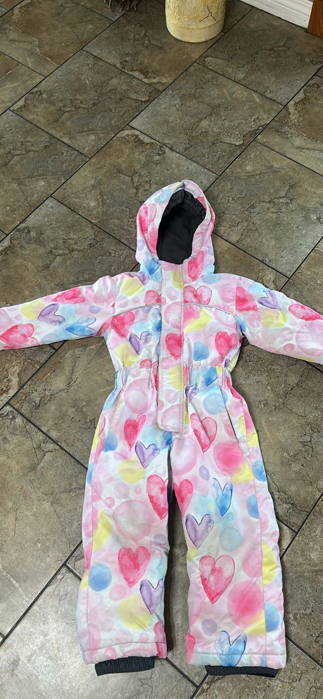 Girls one piece snowsuit sz 4