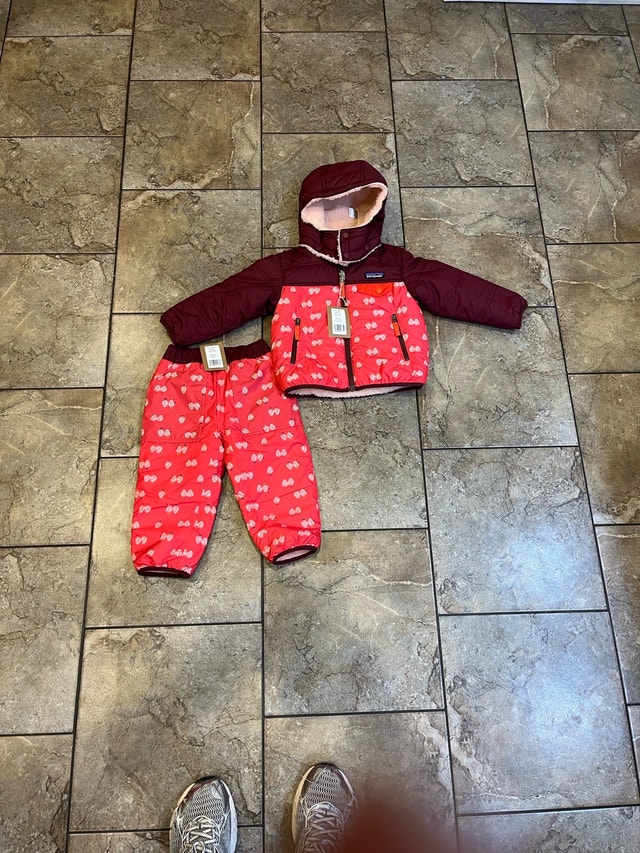 New Patagonia Baby Tribbles Reversible Jacket and Pants