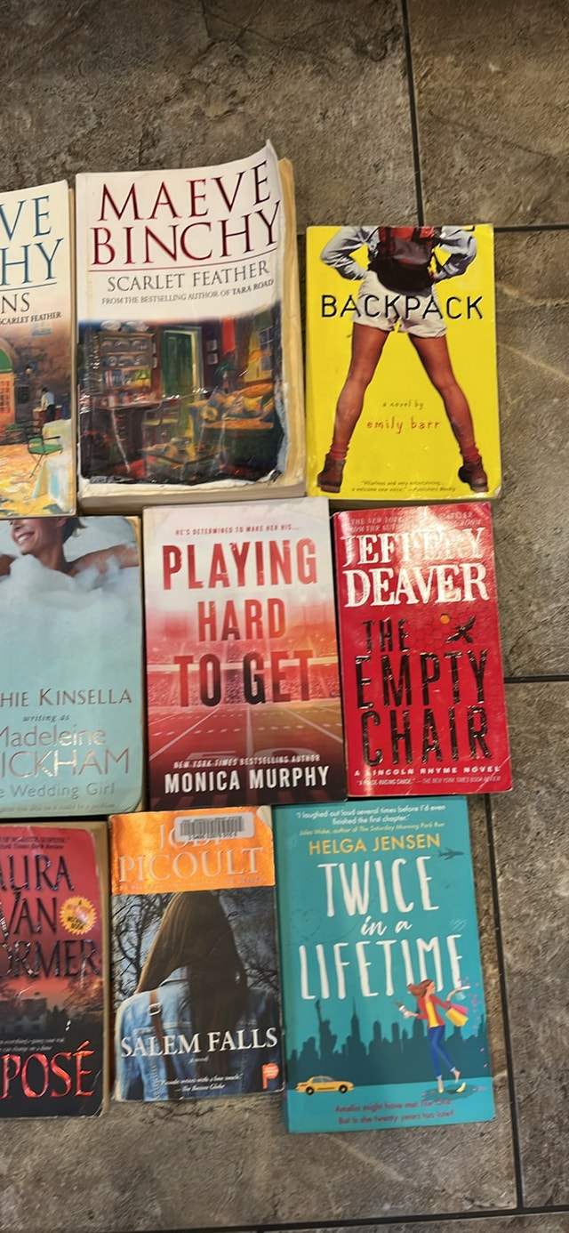 14 Books/Novels by Binchy, Barr, McFadyen, Higgins Clark, Kinsel - photo 3