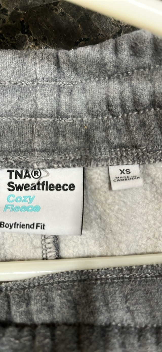 Aritzia TNA Sweatfleece Boyfriend Fit Sweatpants - photo 3
