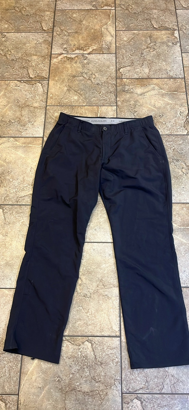 Under Armour Mens Golf/dress pants Size 36/30