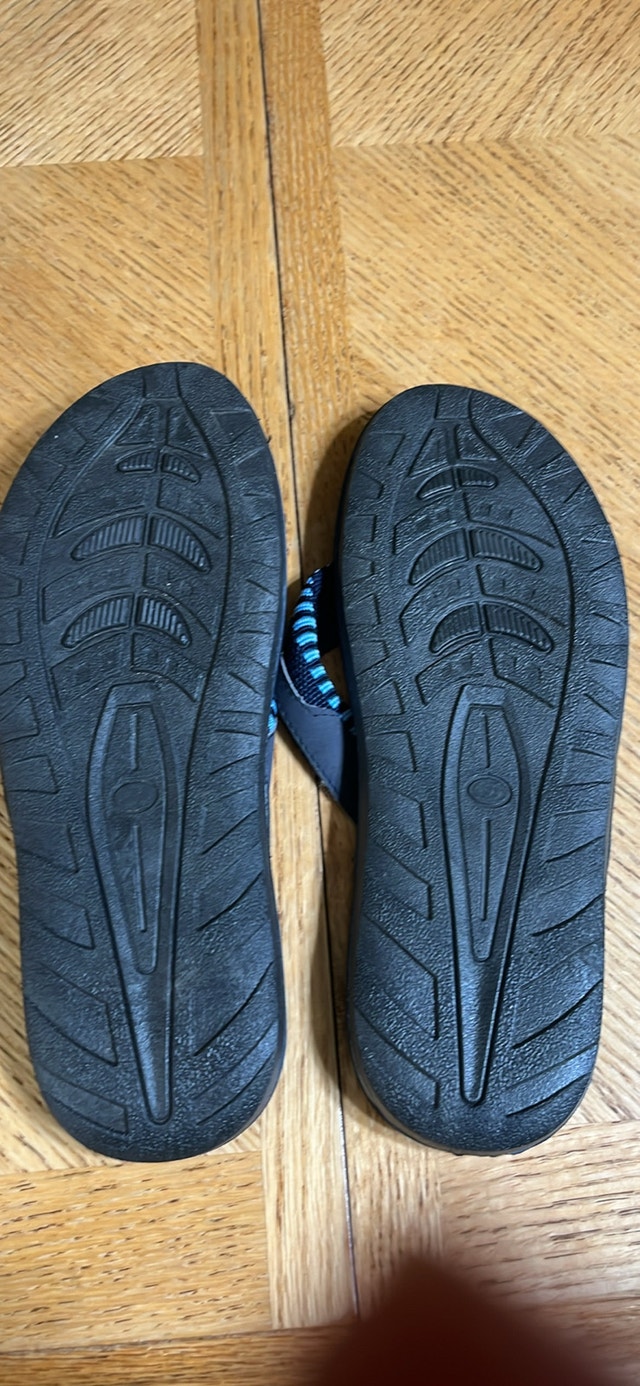 New Tech flip flops - photo 2