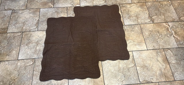 Brown pillow shams - standard