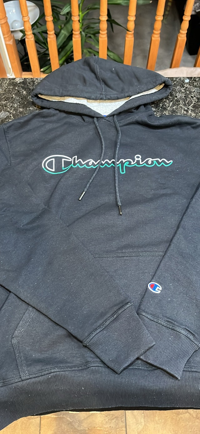 Champion hoodie men's medium