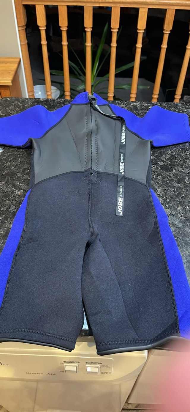 Jobe wetsuit youth size 10 - photo 2