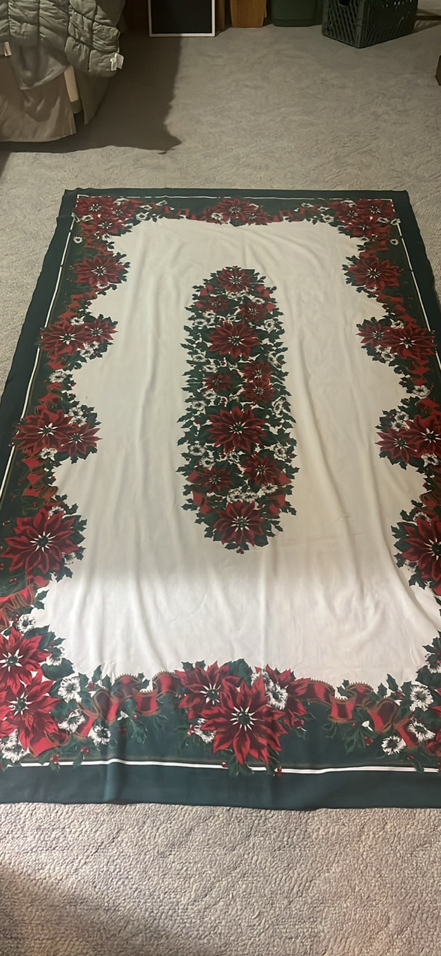 Large Christmas tablecloth 98x58 inches
